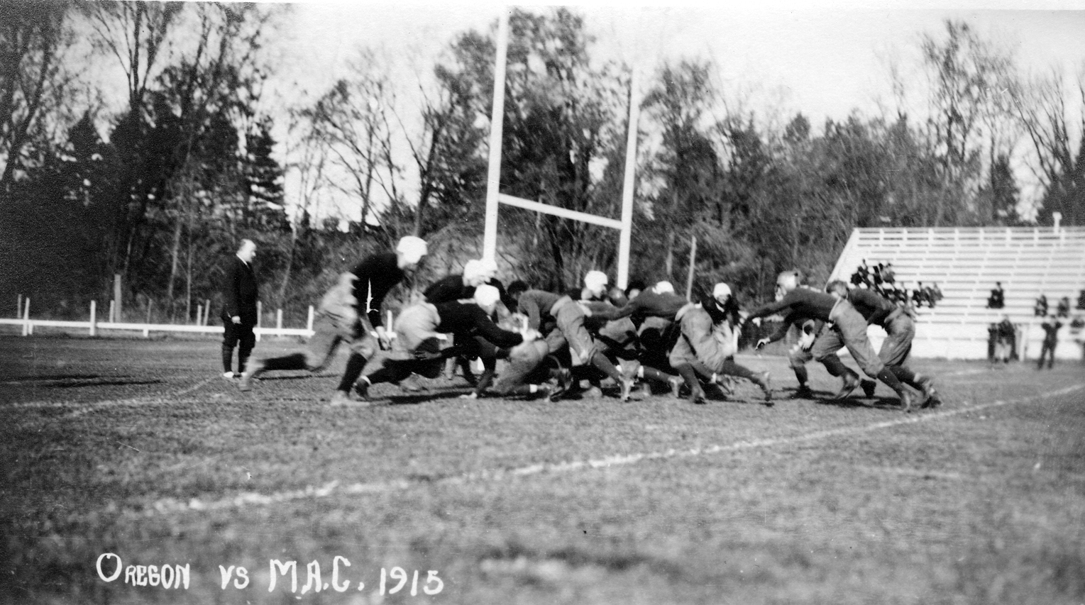 M.A.C.vs.Oregon. 1915. M.A.C.vs.Oregon. 1915.
